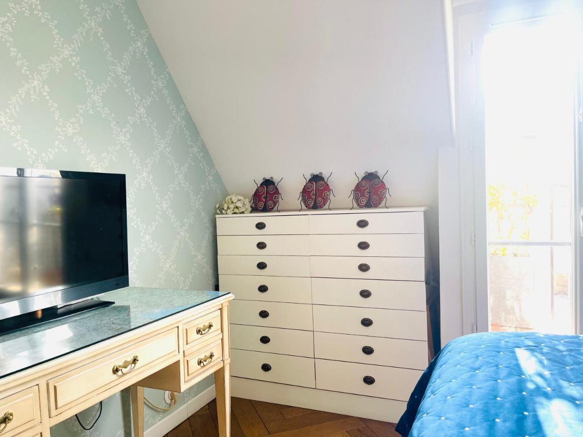 Paris Centre Dernier Etage Vue Ascenseur Apartman Kültér fotó
